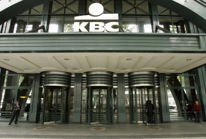 Belgická finančná skupina KBC Group dosiahla v druhom kvartáli zisk 811 miliónov eur