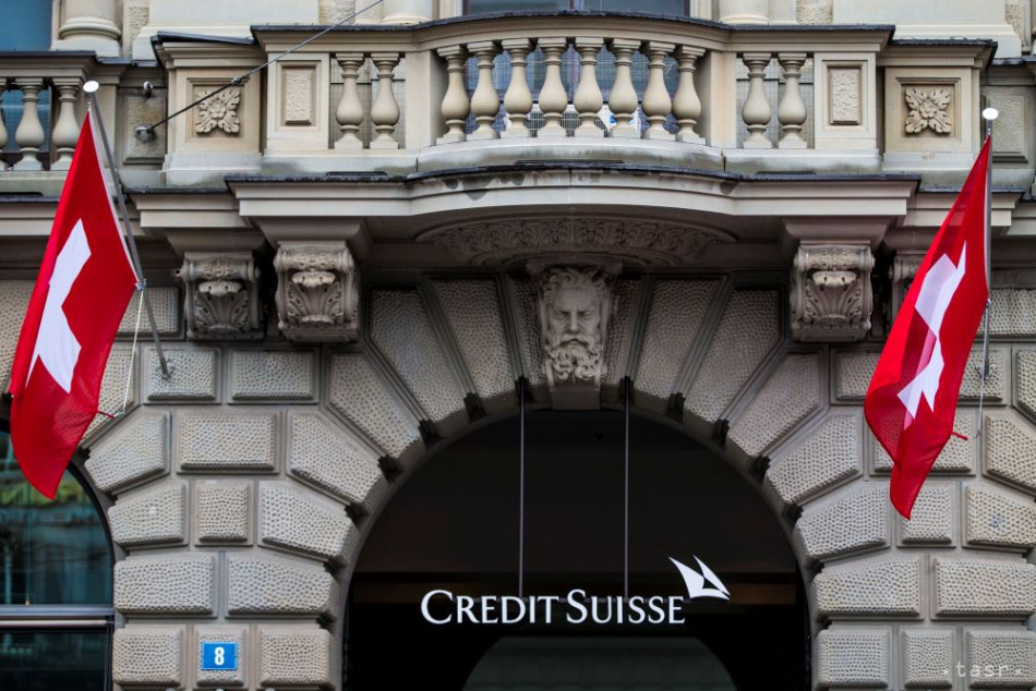 Švajčiarski investori žiadajú odškodnenie pre akcionárov Credit Suisse