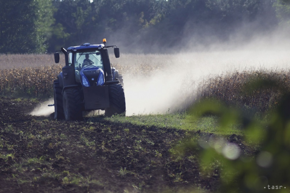 Záručná a rozvojová banka pomôže farmárom s oneskorenými platbami