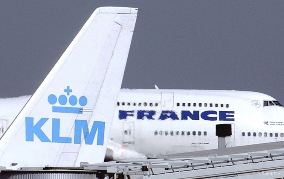 Spoločnosť Air France-KLM v roku 2021 znížila straty na polovicu