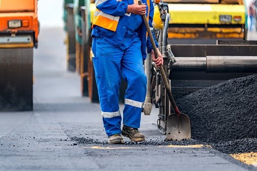 Cesty II. a III. triedy sú v havarijnom stave, Remišovej ministerstvo uvoľní desiatky miliónov eur